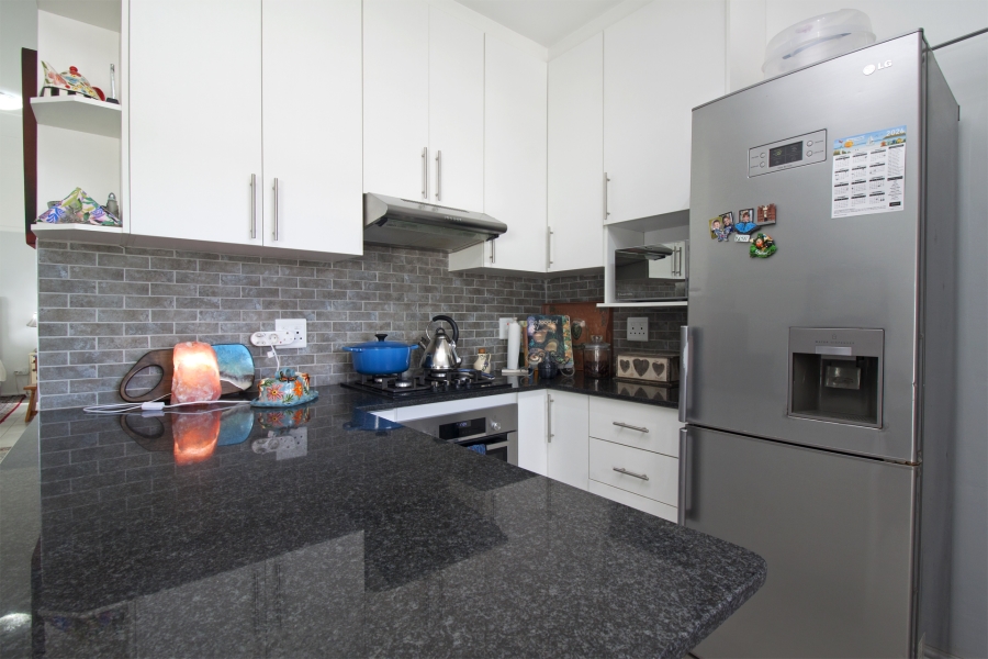 3 Bedroom Property for Sale in Capri Western Cape